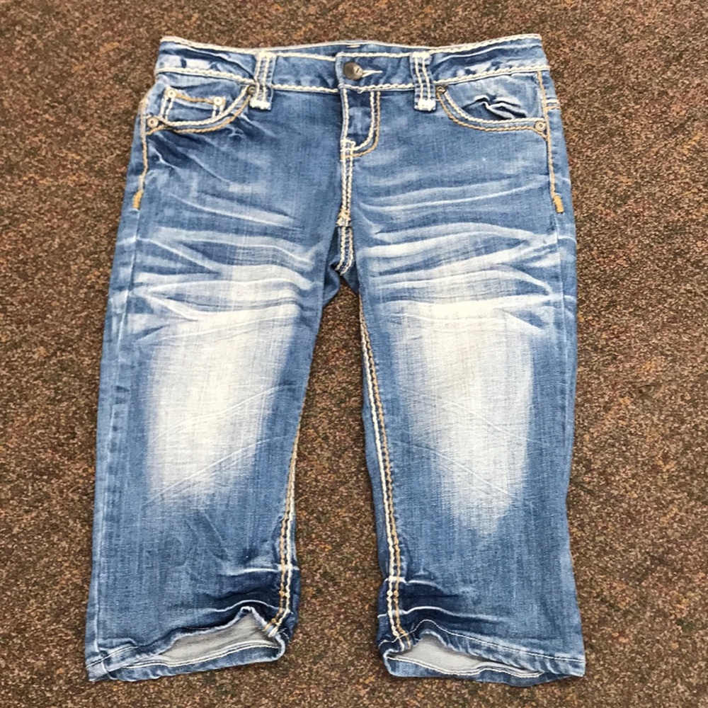 Z2 Capris